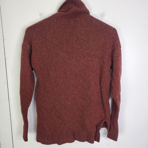 J Crew Wool Turtleneck Sweater Womens XS Maroon Classic Career Clean Capsule - Picture 1 of 10